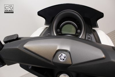 YAMAHA NMAX 155 Milky White