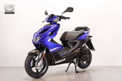 YAMAHA AEROX 4 Yamaha Blue