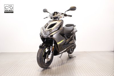 YAMAHA AEROX 4 Matt Grey