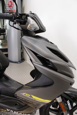 YAMAHA AEROX 4 Matt Grey
