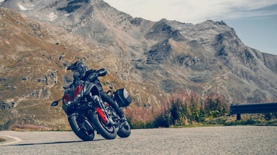 YAMAHA NIKEN GT Tech Black