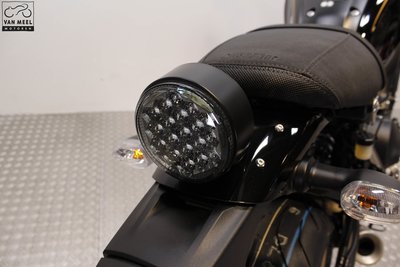 YAMAHA XSR900 80 Black