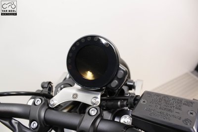 YAMAHA XSR900 80 Black
