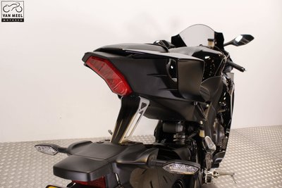 YAMAHA YZF-R6 Midnight Black