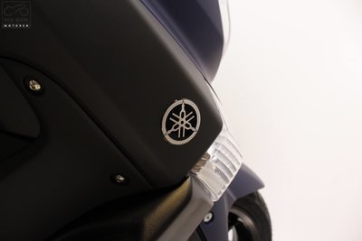 YAMAHA NMAX 155 Phantom Blue