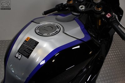 YAMAHA YZF-R1M Icon Performance