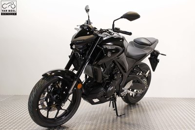 YAMAHA MT-03 Midnight Black