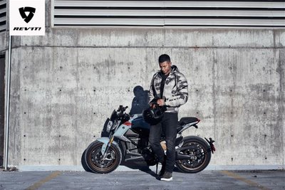 REVIT motorjas Flare 2