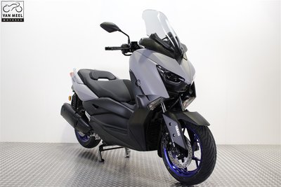 YAMAHA XMAX 300 Sonic Grey