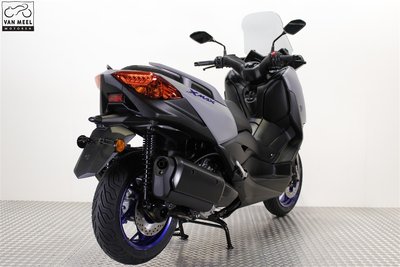 YAMAHA XMAX 300 Sonic Grey