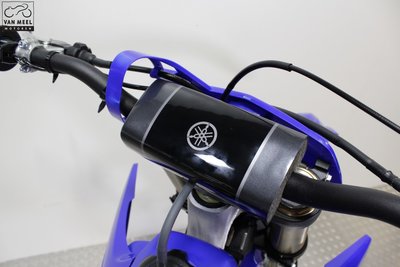 YAMAHA YZ125