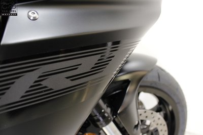 YAMAHA YZF-R1 Midnight Black