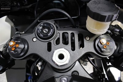 YAMAHA YZF-R1 Midnight Black