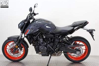 YAMAHA MT-07 Storm Fluo