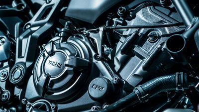 YAMAHA MT-07 Storm Fluo