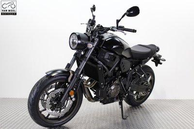 YAMAHA XSR700 XTRIBUTE Tech Black