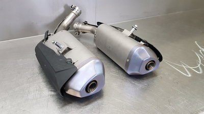Yamaha R1 originele uitlaatdempers