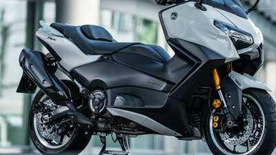 YAMAHA TMAX Tech Max (2025)