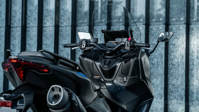 Yamaha TMAX (2025)