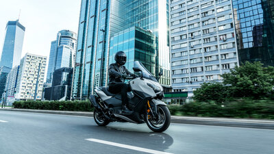 YAMAHA TMAX Tech Max