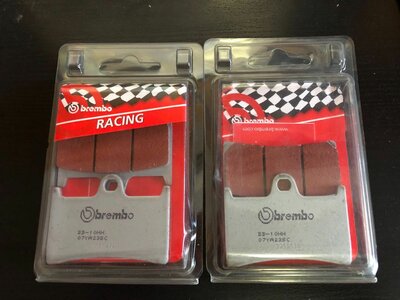 BREMBO REMBLOKKEN VOORZIJDE VOOR FJR, FAZER EN BT