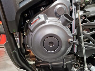 Yamaha CP2 Blokdeksel Links Dynamo BLW-15411-00