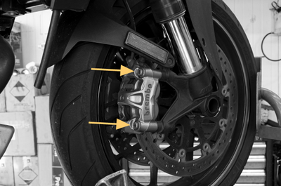 Roadlok motorslot voor radiale remklauwen