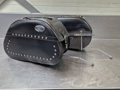 Zijtassen set met dragers Yamaha XVS1100 Dragstar