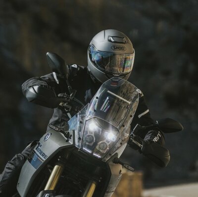 SHOEI NEOTEC 3 Breeze TC-2