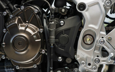 YAMAHA XSR900 (2027)